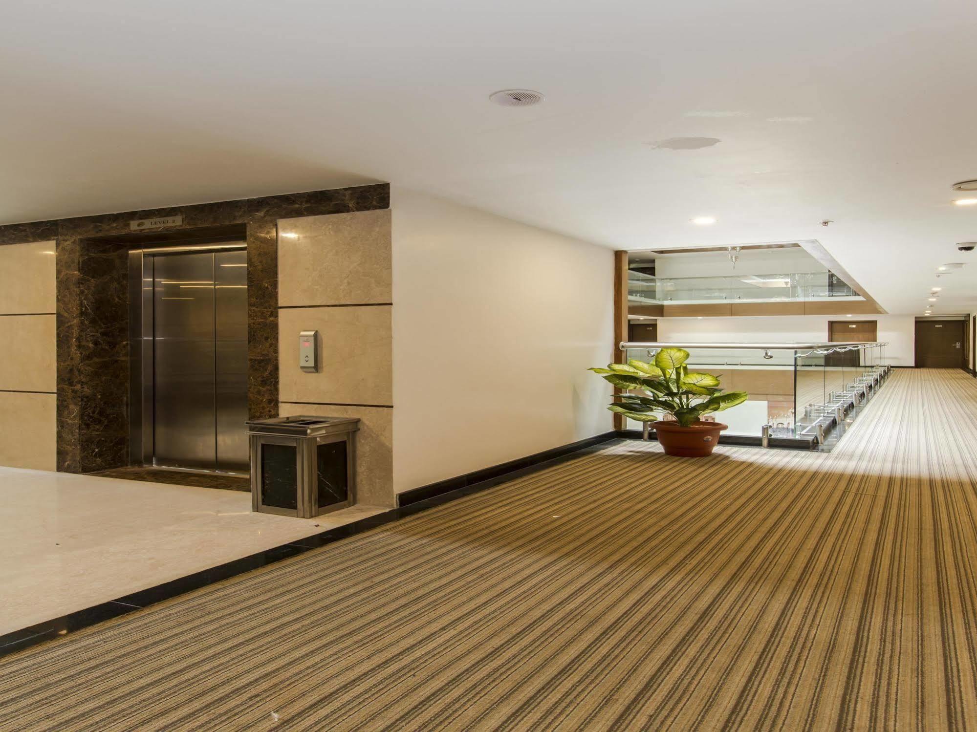 The Atrium Boutique Hotel مَسّور المظهر الخارجي الصورة